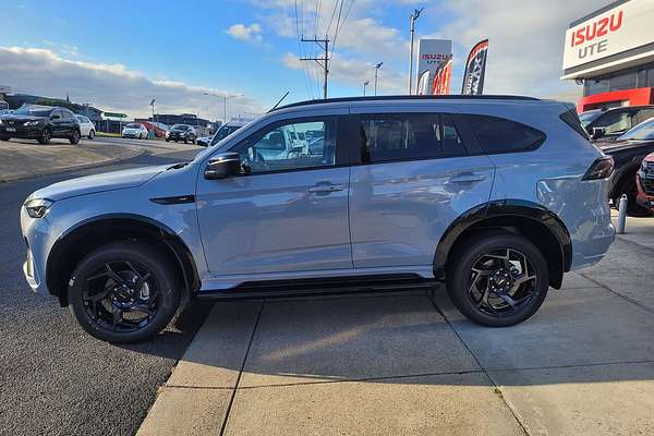 2025 Isuzu MU-X X-TERRAIN