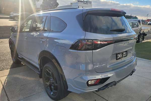 2025 Isuzu MU-X X-TERRAIN