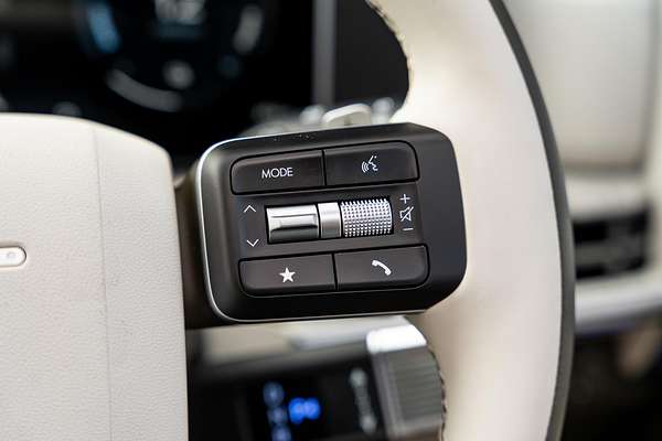 2025 Hyundai Santa Fe Hybrid Calligraphy MX5.V1