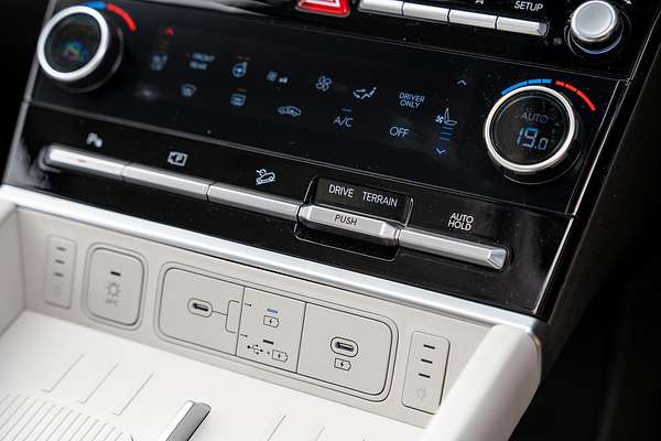 2025 Hyundai Santa Fe Hybrid Calligraphy MX5.V1