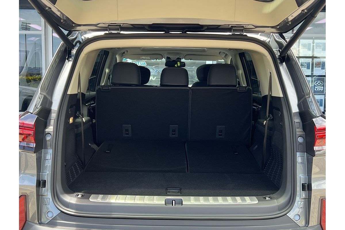 2024 LDV D90 Executive SV9A