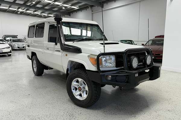 2011 Toyota Landcruiser Workmate Troopcarrier VDJ78R