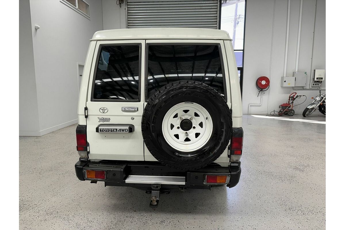 2011 Toyota Landcruiser Workmate Troopcarrier VDJ78R