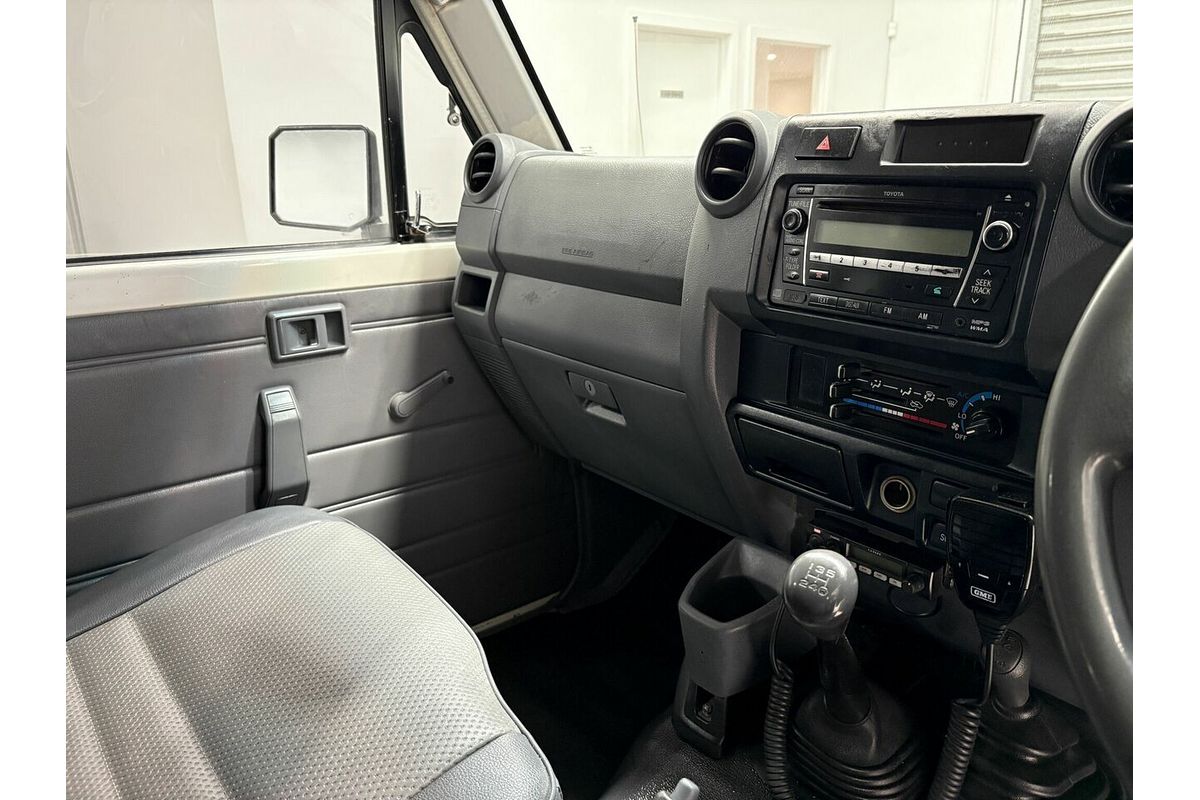 2011 Toyota Landcruiser Workmate Troopcarrier VDJ78R