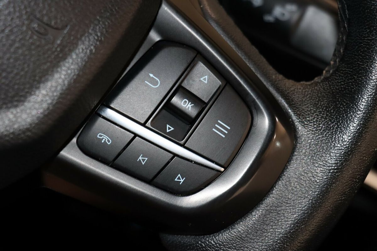 2023 Ford Everest Sport