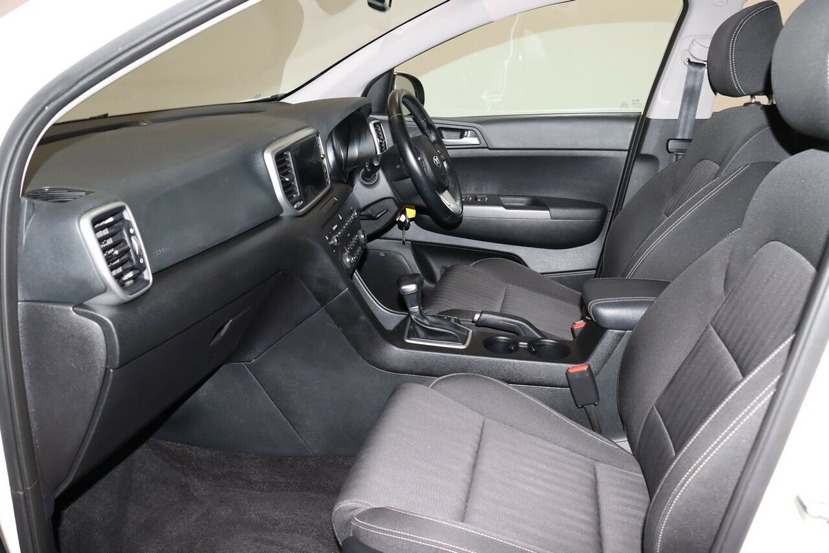 2020 Kia Sportage S QL