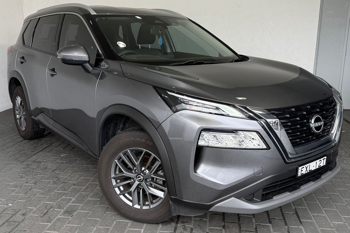 2022 Nissan X-TRAIL ST T33