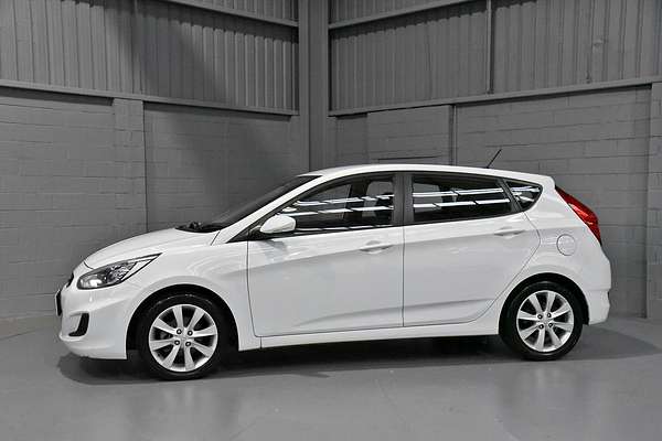 2018 Hyundai Accent Sport RB6