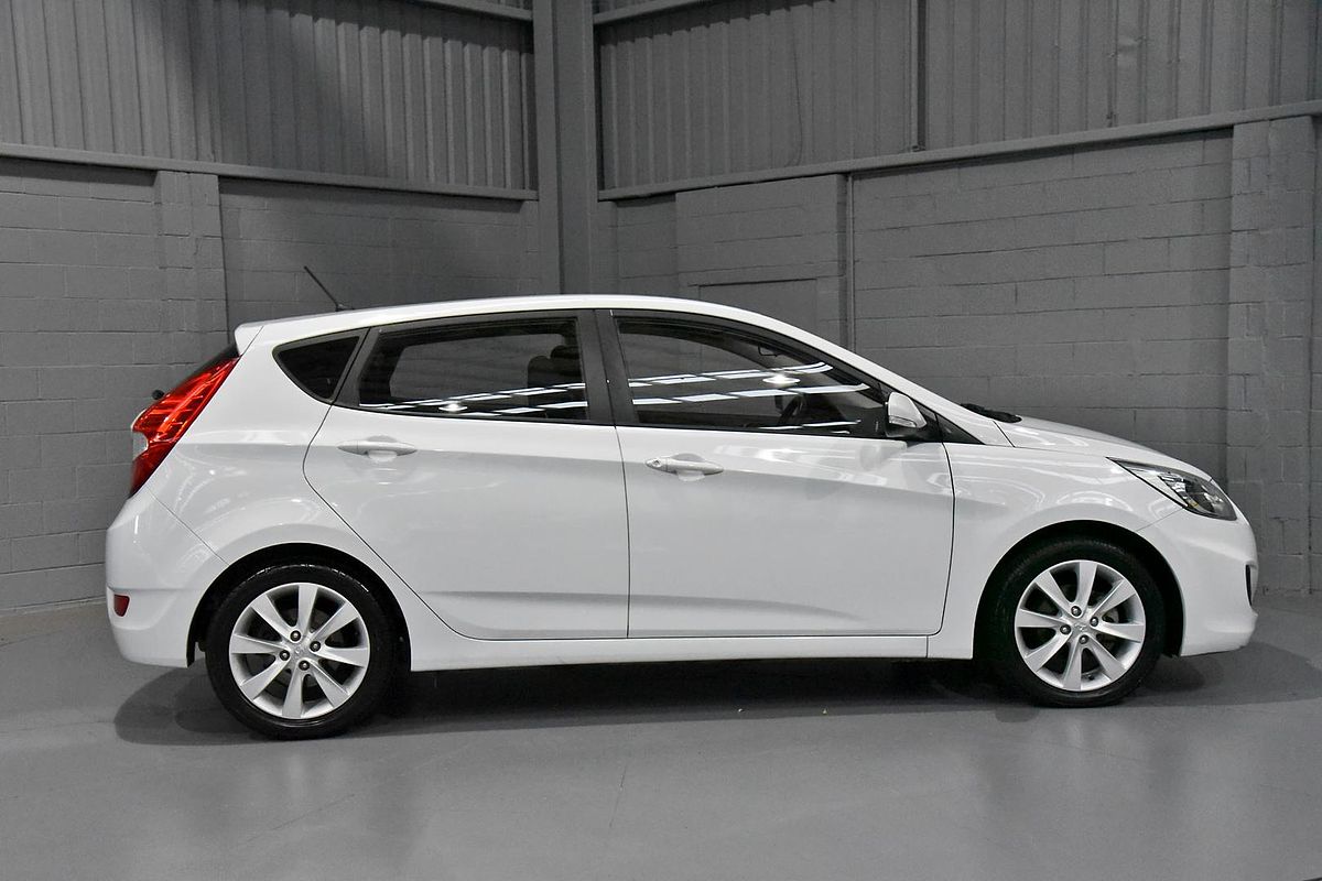 2018 Hyundai Accent Sport RB6