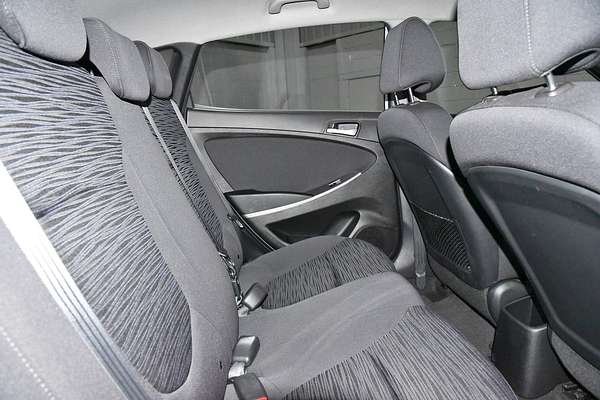 2018 Hyundai Accent Sport RB6