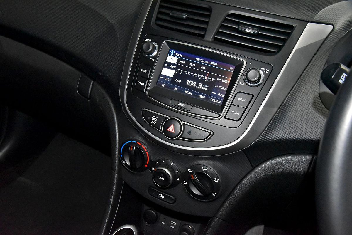 2018 Hyundai Accent Sport RB6