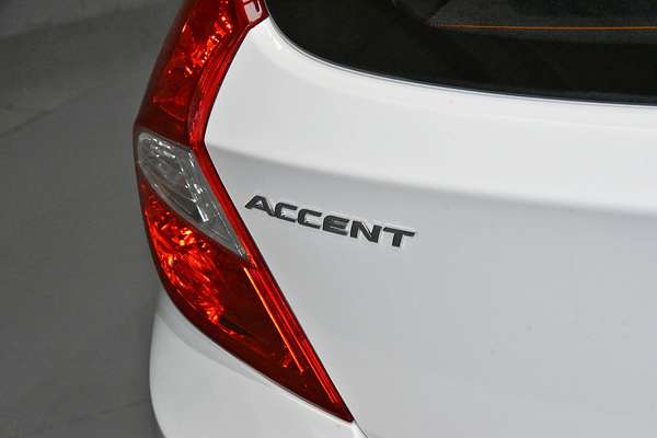 2018 Hyundai Accent Sport RB6