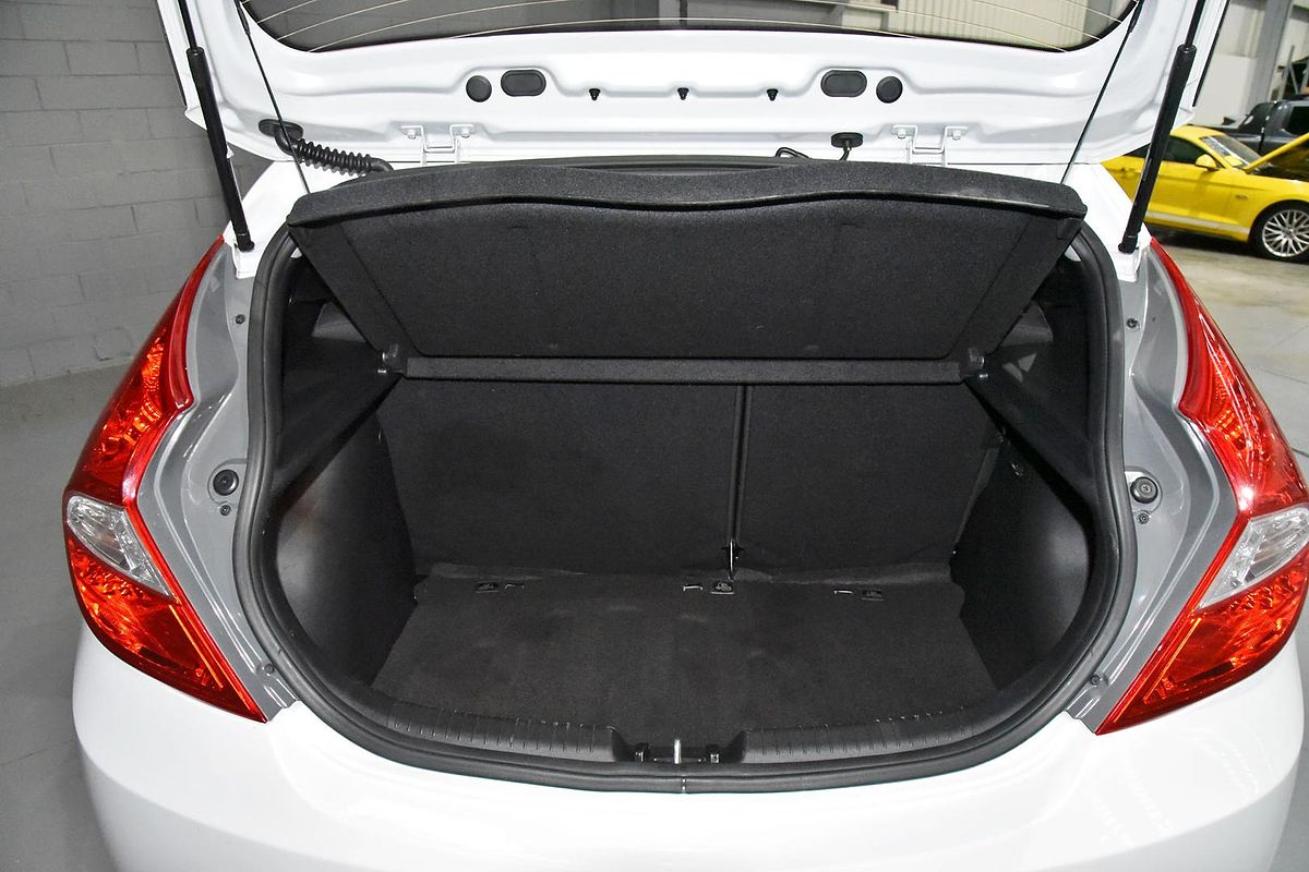2018 Hyundai Accent Sport RB6