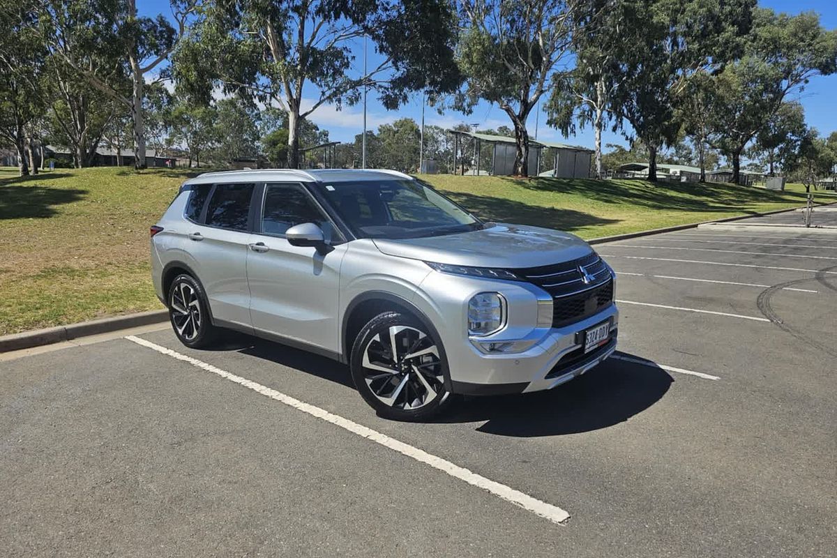 2024 Mitsubishi Outlander Aspire ZM