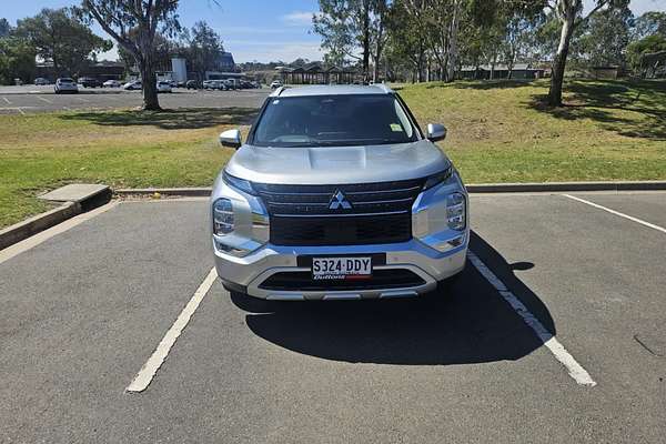 2024 Mitsubishi Outlander Aspire ZM