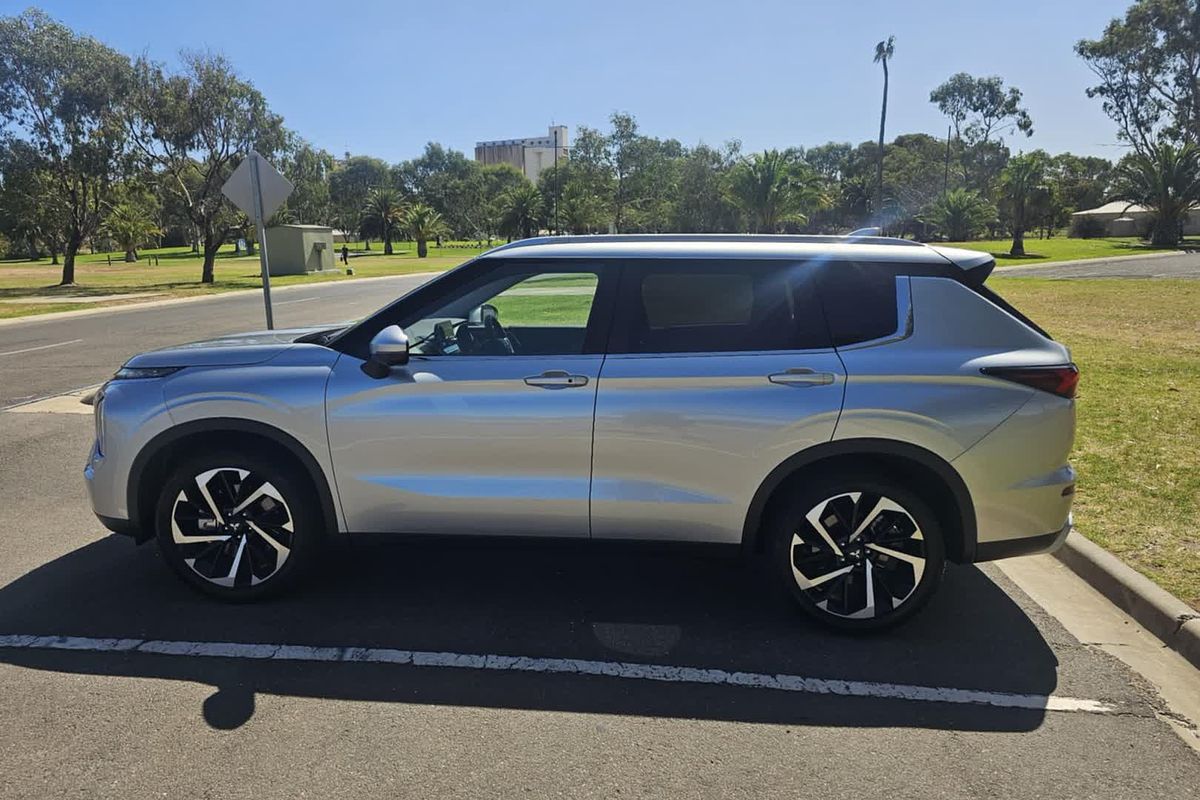 2024 Mitsubishi Outlander Aspire ZM