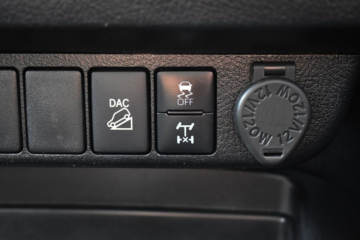 2020 Toyota Hilux SR GUN126R 4X4