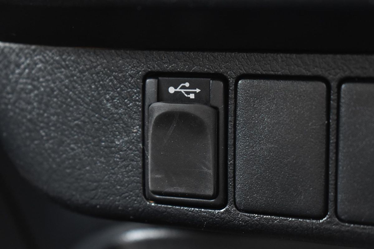 2020 Toyota Hilux SR GUN126R 4X4