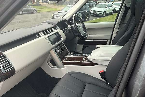 2016 Land Rover Range Rover SDV8 Vogue SE L405