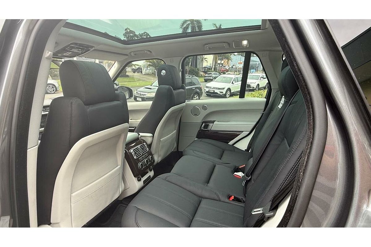 2016 Land Rover Range Rover SDV8 Vogue SE L405