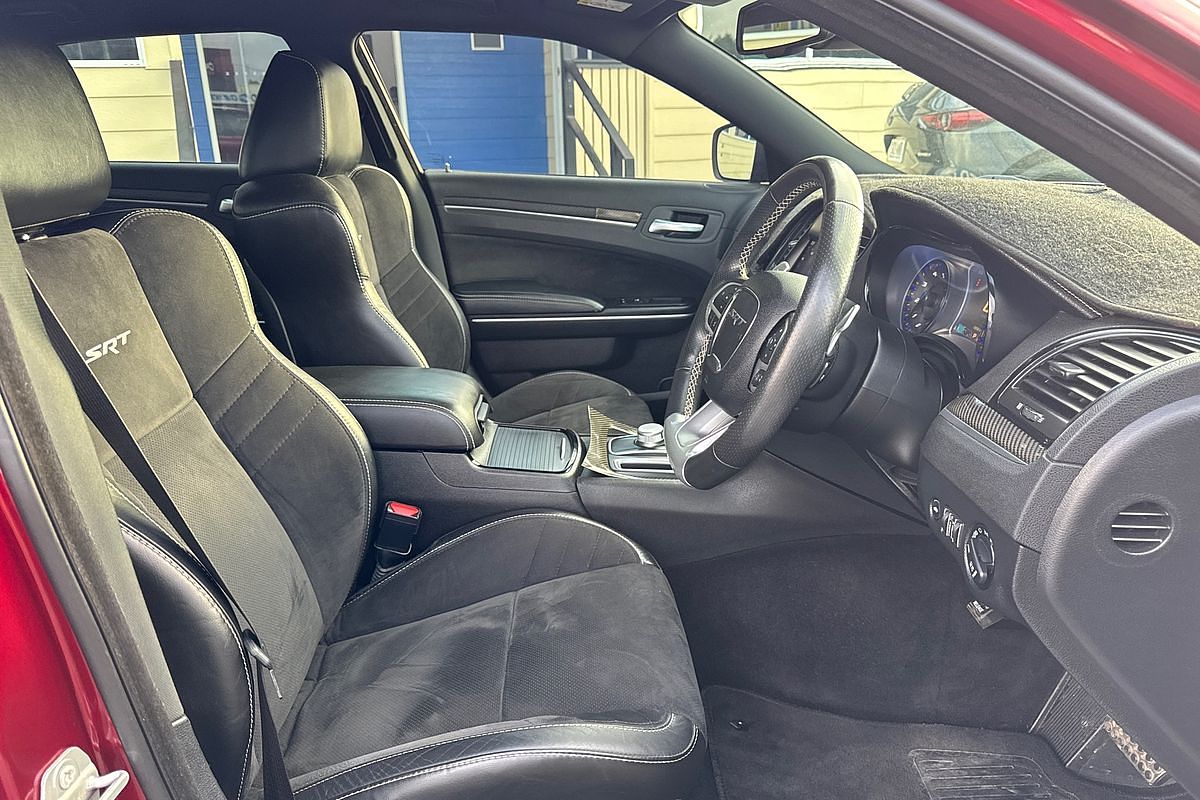 2019 Chrysler 300 SRT LX