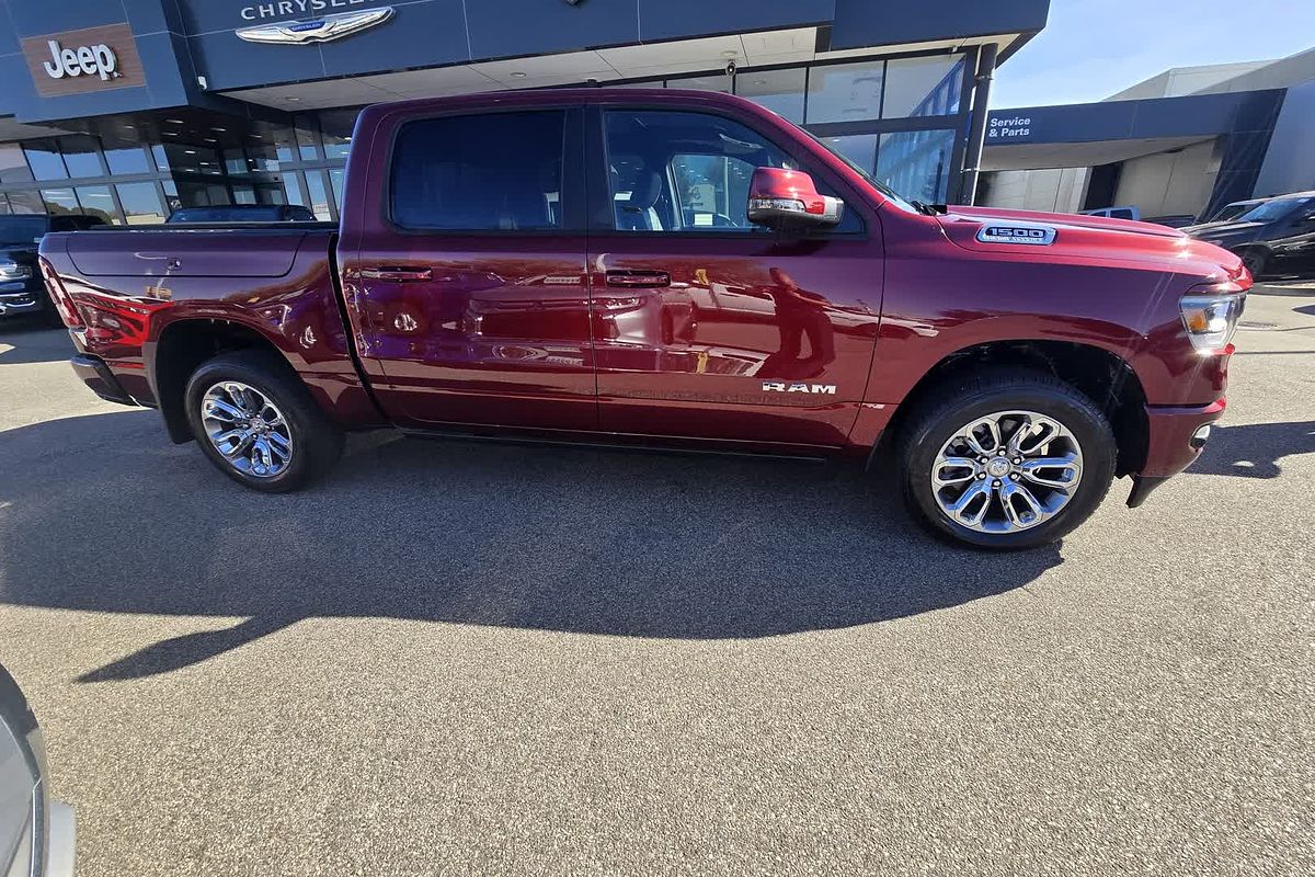 2024 RAM 1500 Laramie Sport RamBox DT 4X4 SWB
