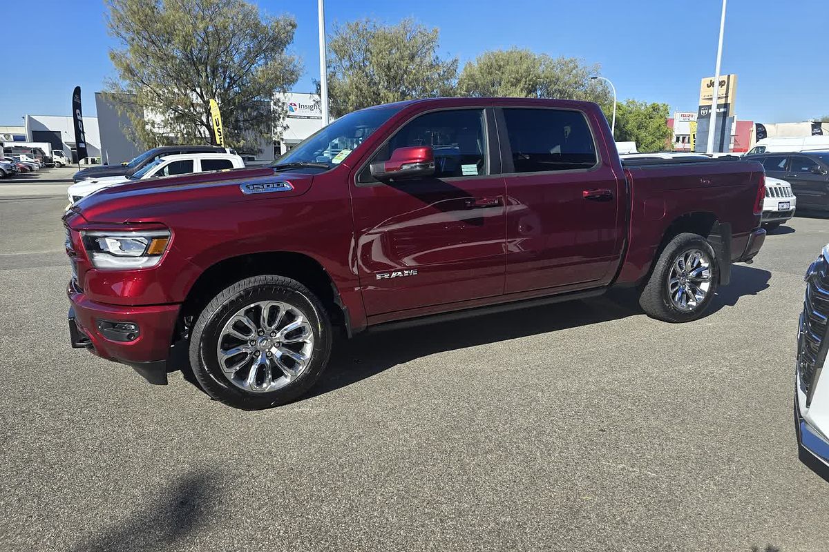 2024 RAM 1500 Laramie Sport RamBox DT 4X4 SWB