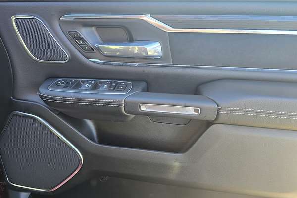 2024 RAM 1500 Laramie Sport RamBox DT 4X4 SWB