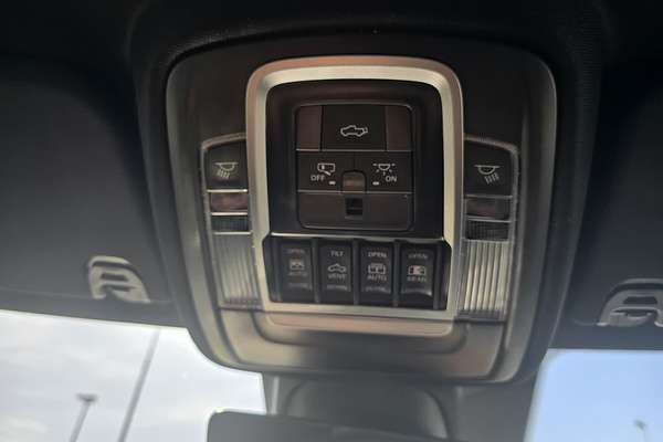 2024 RAM 1500 Laramie Sport RamBox DT 4X4 SWB