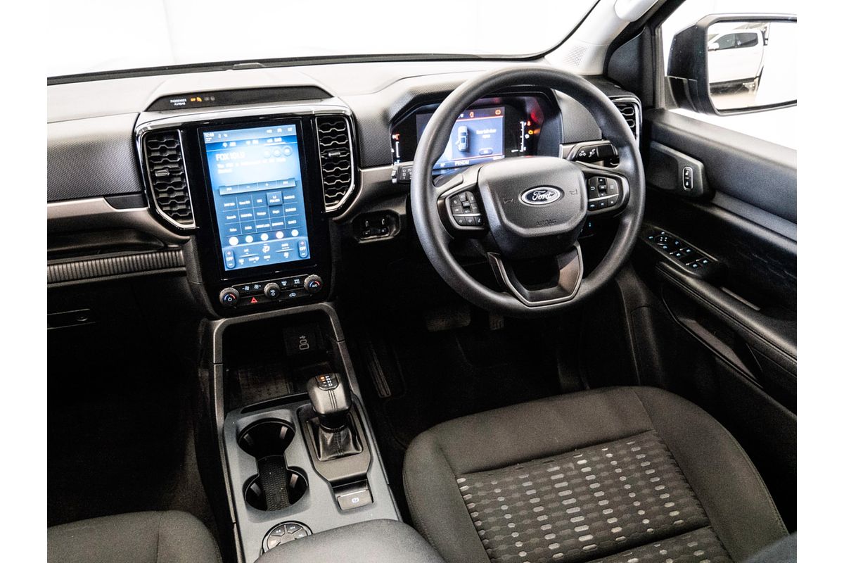 2024 Ford Everest Ambiente