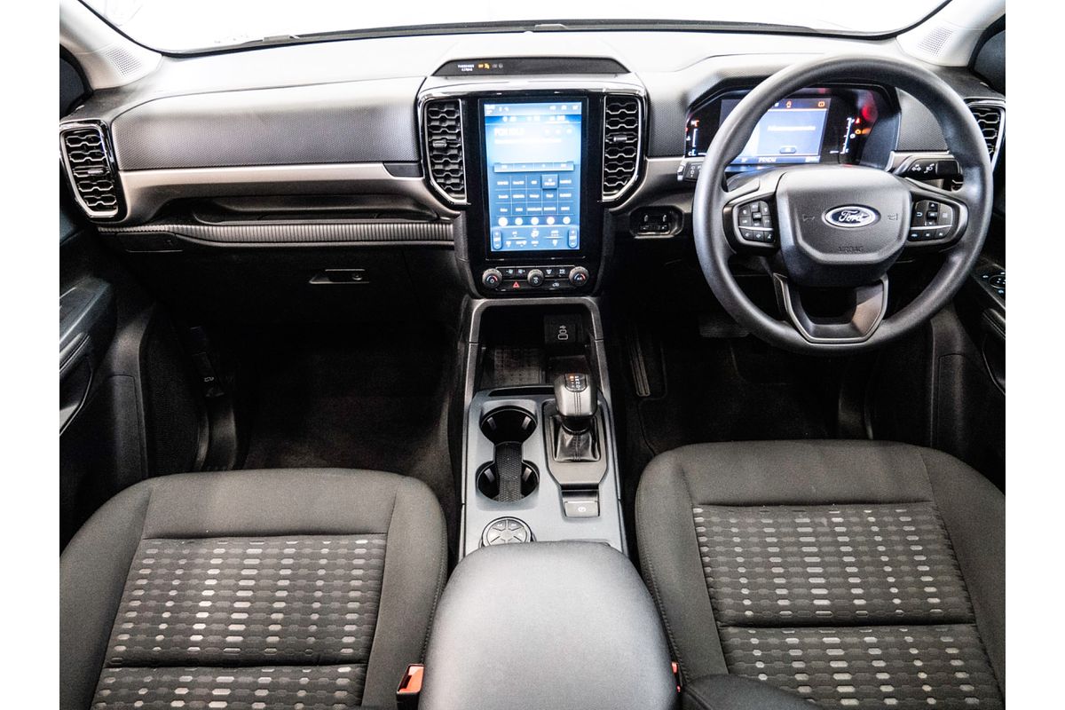 2024 Ford Everest Ambiente