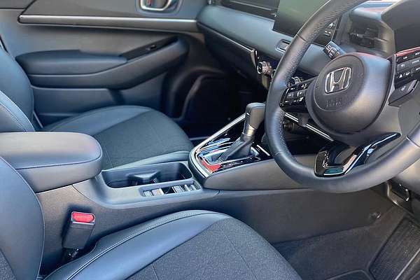 2023 Honda HR-V e:HEV L