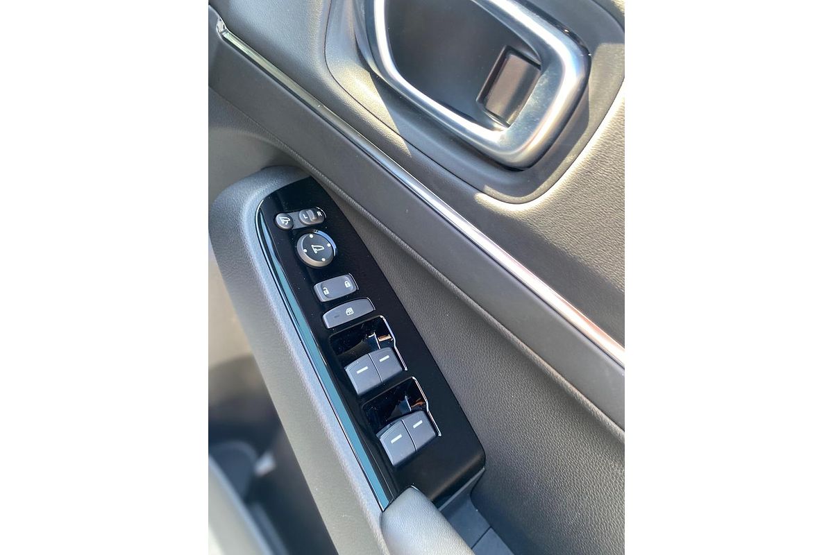 2023 Honda HR-V e:HEV L