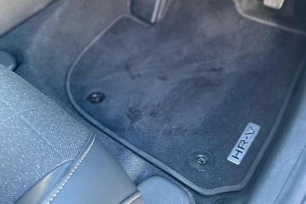 2023 Honda HR-V e:HEV L