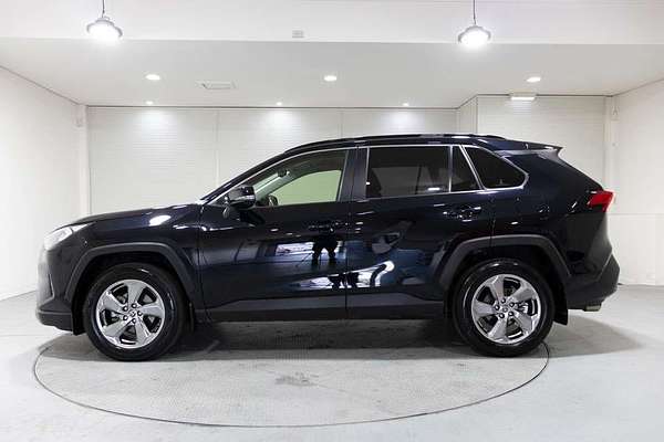 2020 Toyota RAV4 GXL MXAA52R