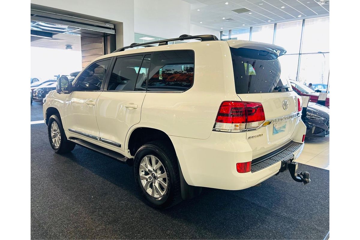 2020 Toyota Landcruiser Sahara VDJ200R
