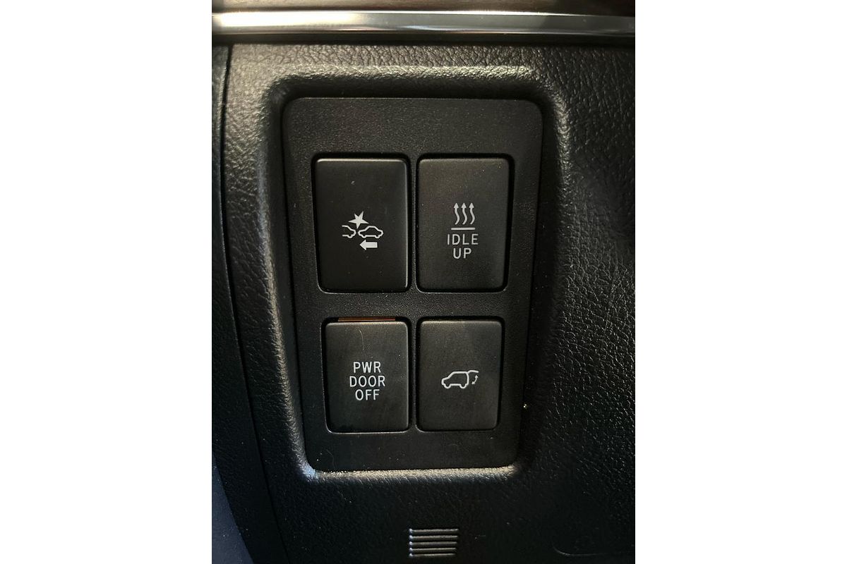 2020 Toyota Landcruiser Sahara VDJ200R