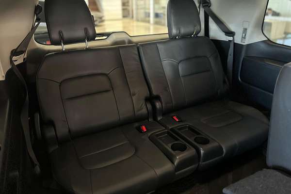2020 Toyota Landcruiser Sahara VDJ200R