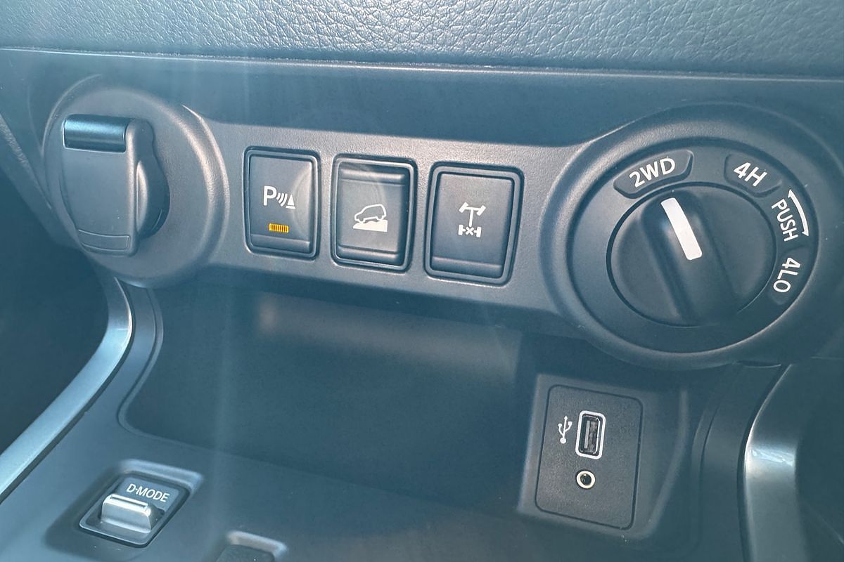 2024 Nissan Navara Black Edition D23 4X4