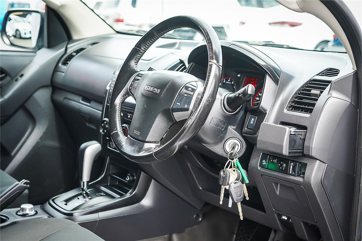 2019 Isuzu D-MAX SX 4X4