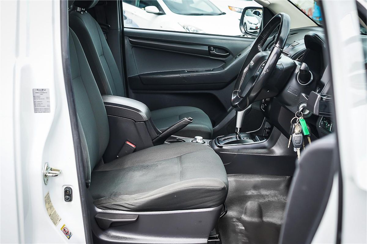 2019 Isuzu D-MAX SX 4X4