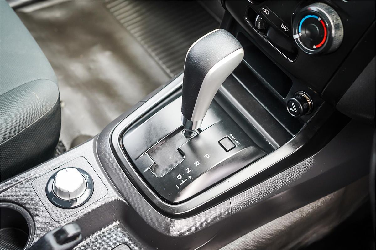 2019 Isuzu D-MAX SX 4X4