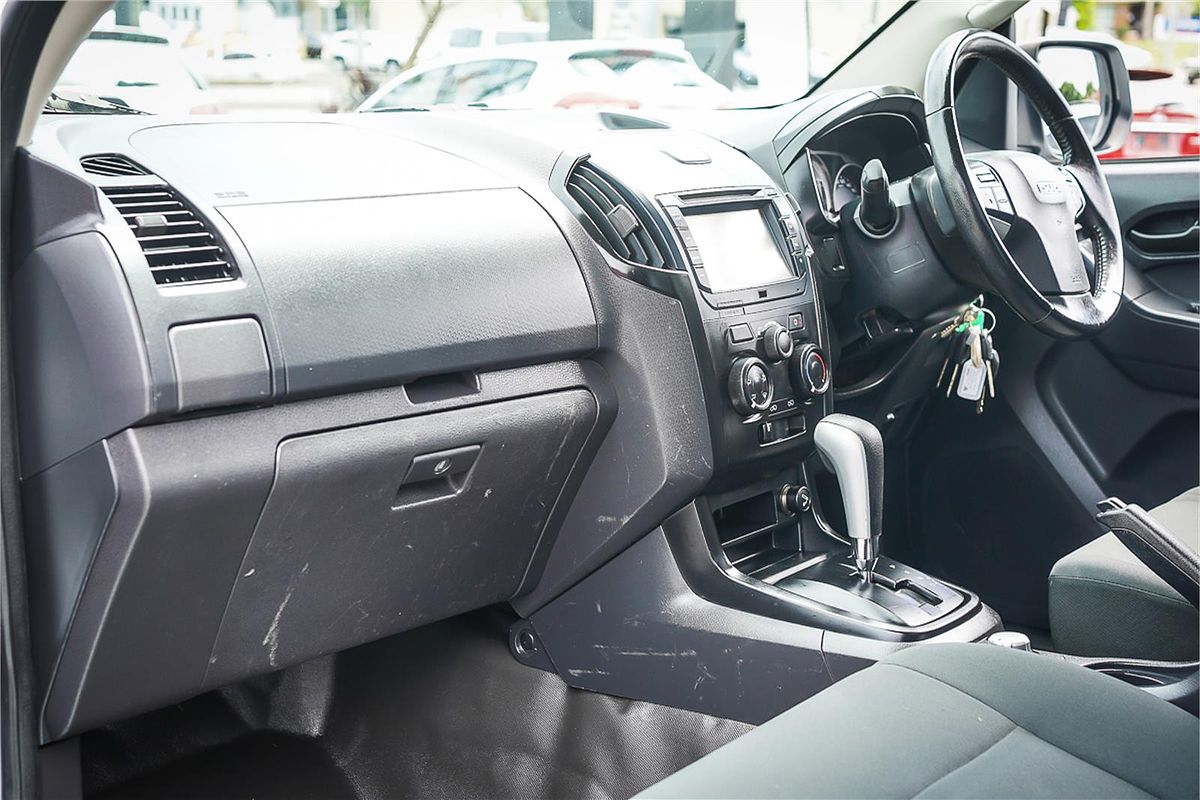 2019 Isuzu D-MAX SX 4X4