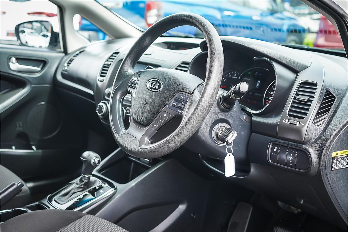 2017 Kia Cerato S YD