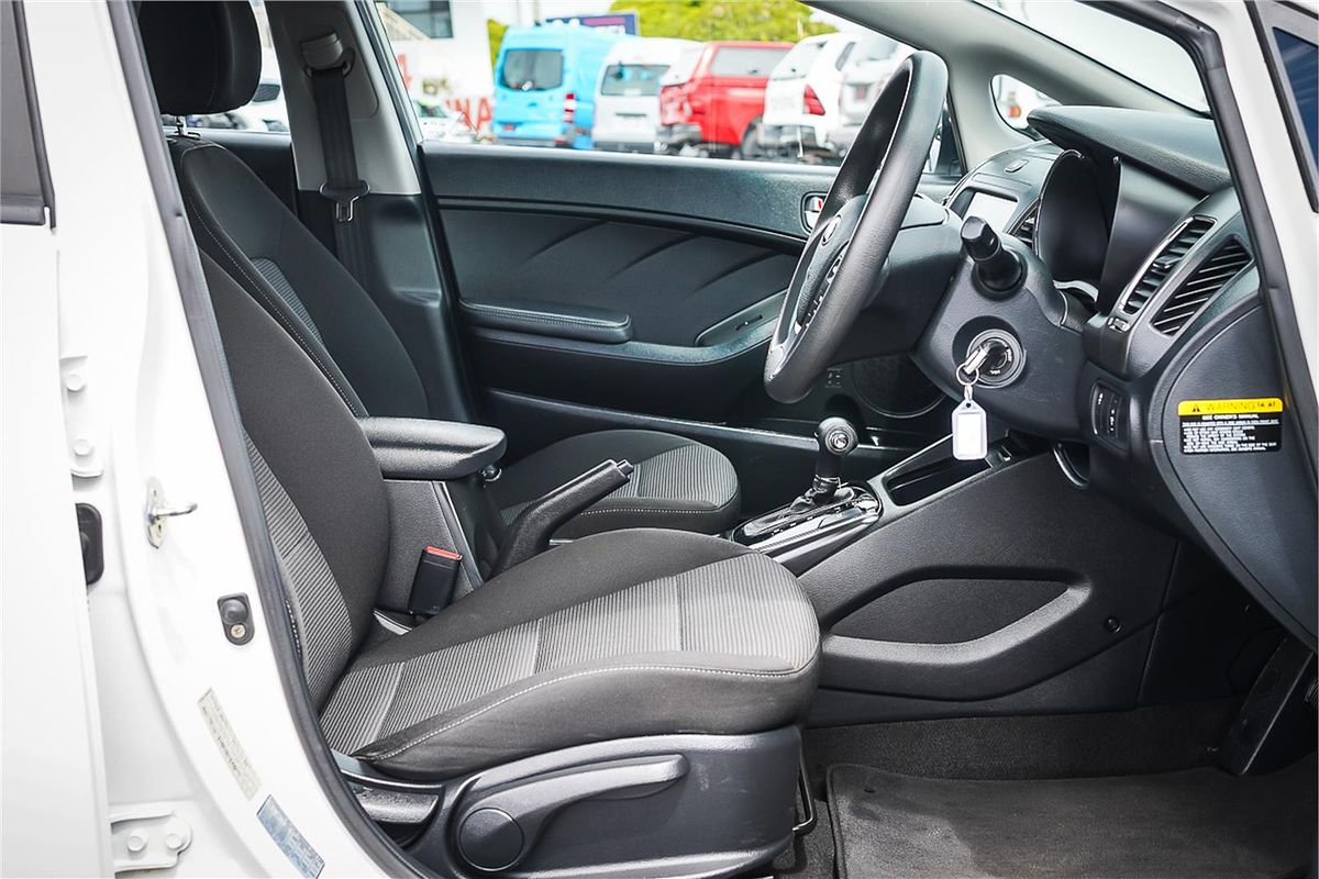 2017 Kia Cerato S YD
