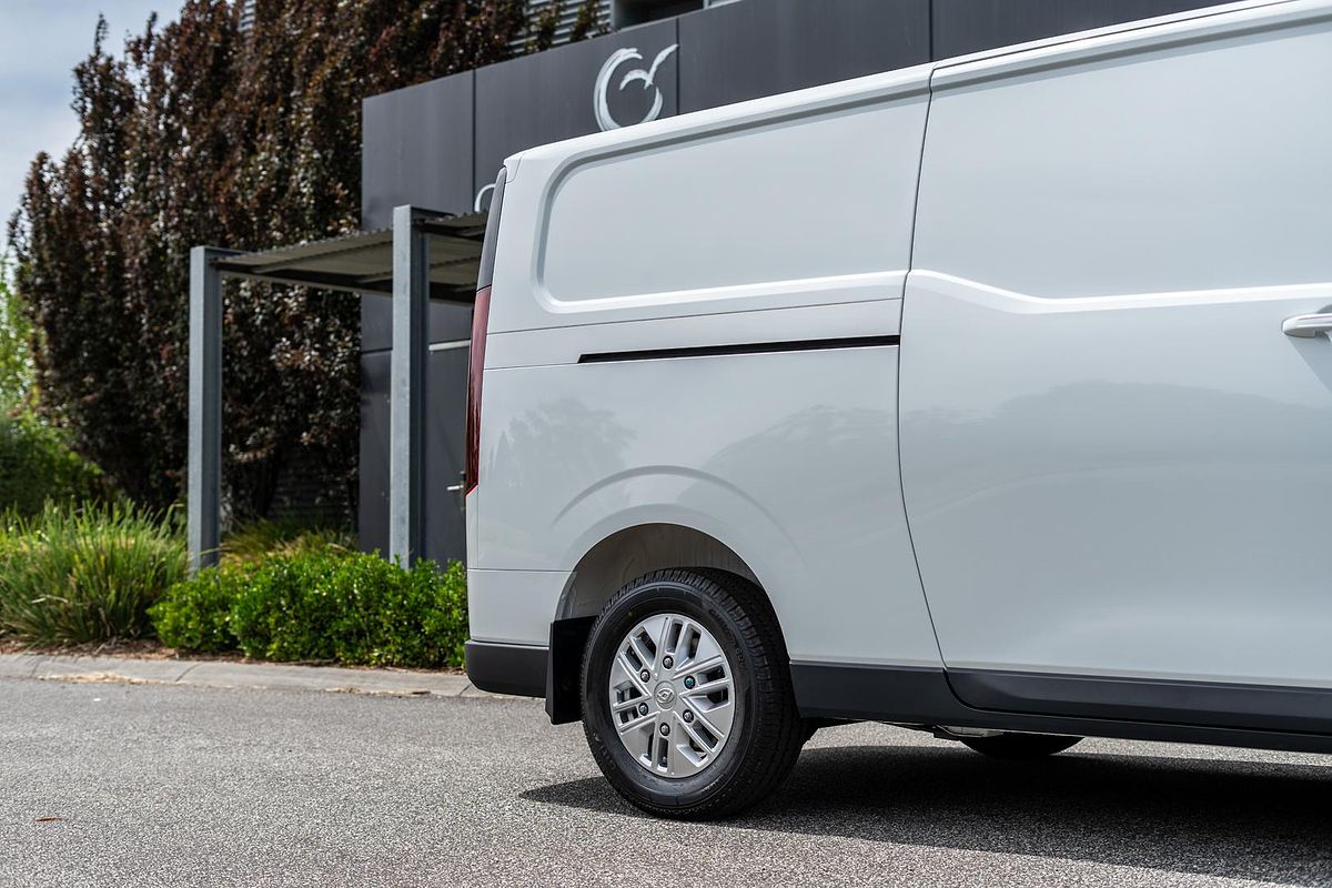 2025 LDV Deliver 7 LWB