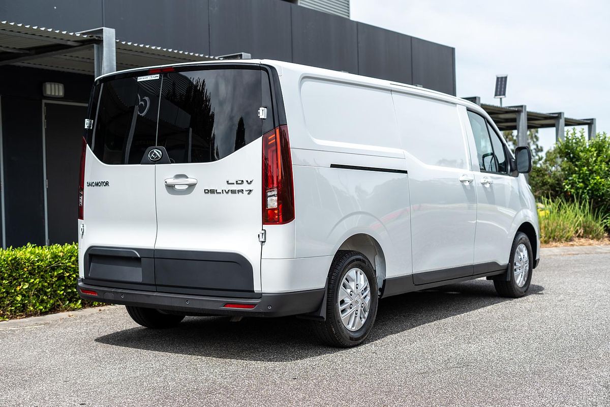 2025 LDV Deliver 7 LWB