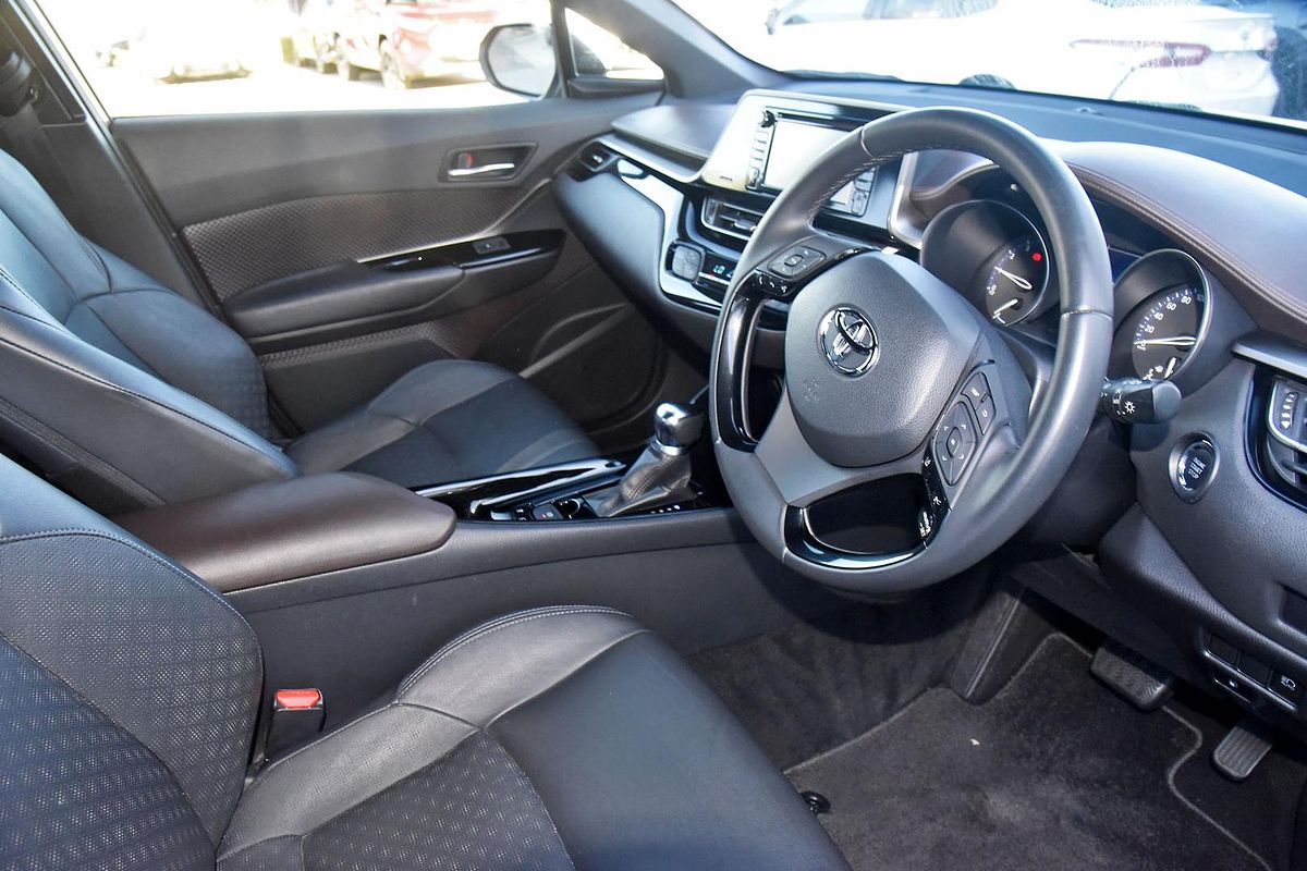 2019 Toyota C-HR NGX50R