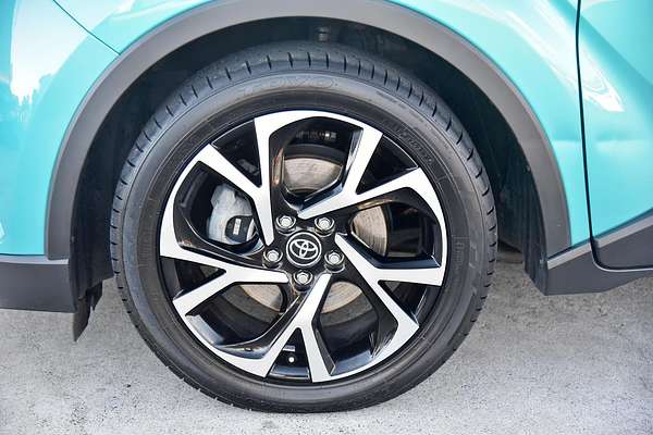 2017 Toyota C-HR Koba NGX50R