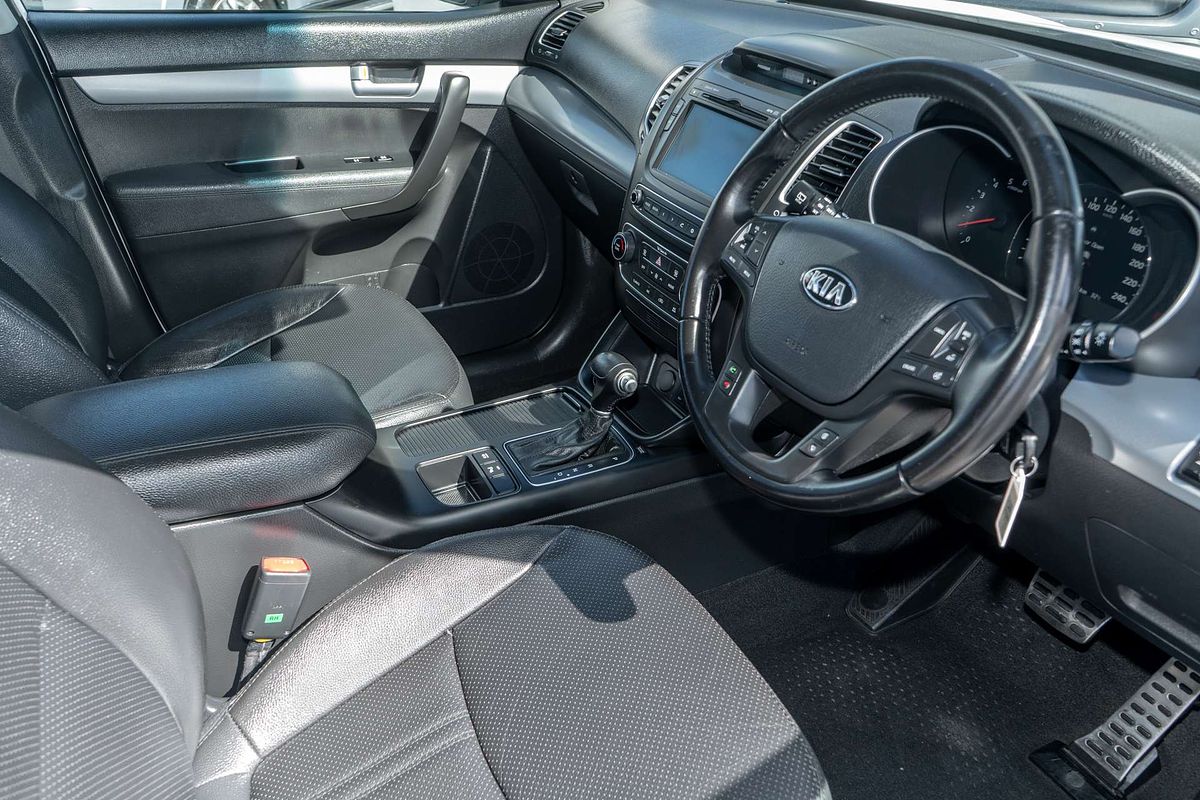 2013 Kia Sorento SLi XM